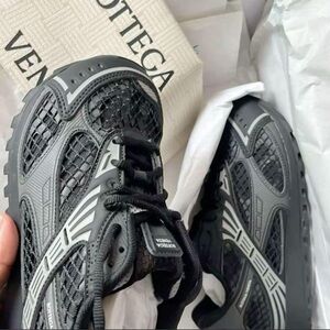 Bottega Veneta Men's Black and Silver Athletic Shoes